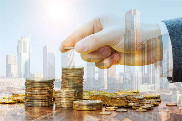 薪酬結(jié)構(gòu)與戰(zhàn)略脫節(jié)，薪酬咨詢?cè)鯓哟罱ㄟm配體系？