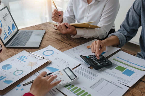 績效考評淪為形式主義，員工敷衍應(yīng)付企業(yè)怎么破？